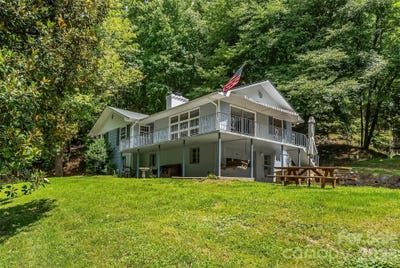 /international/us/98-limberlost-drive-hendersonville-nc-110107714903/