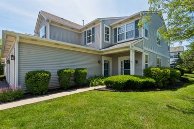 /international/us/3158-falling-waters-lane-lindenhurst-il-110109064691/