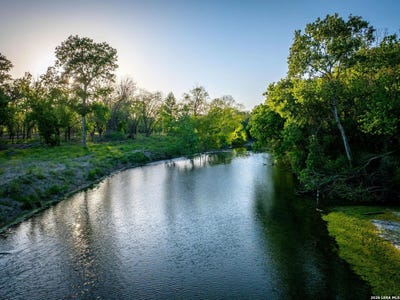 /international/us/alternate-90-kingsbury-tx-110119742621/