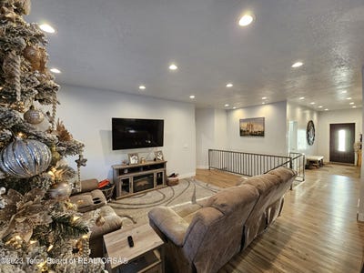 /international/us/321-alta-drive-star-valley-ranch-wy-110098568626/?lang=zh-tw