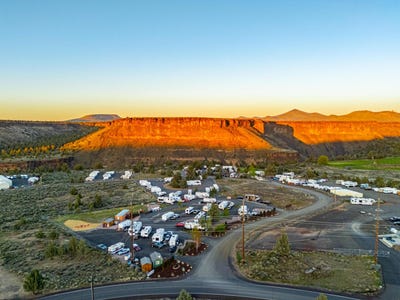 /international/us/14440-sw-business-circle-terrebonne-or-110107829479/