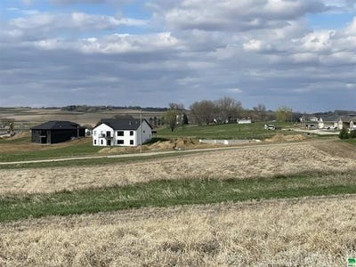 /international/us/clearview-st-moville-ia-110084419098/