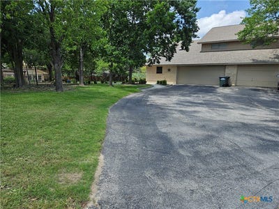 /international/us/3901-chisholm-trail-salado-tx-110107951623/