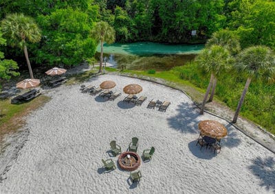 /international/us/7032-river-run-boulevard-weeki-wachee-fl-110107395634/