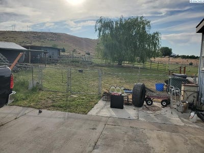 /international/us/43808-e-mountain-pl-benton-city-wa-110108337684/