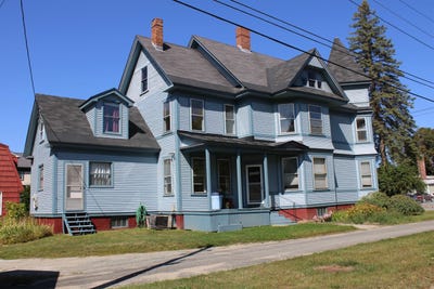 /international/us/69-winter-street-st-johnsbury-vt-110102426397/