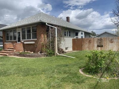 /international/us/114-n-merriam-ave-miles-city-mt-110107855634/