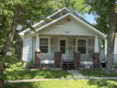 /international/us/613-e-6th-st-cameron-mo-110107963865/