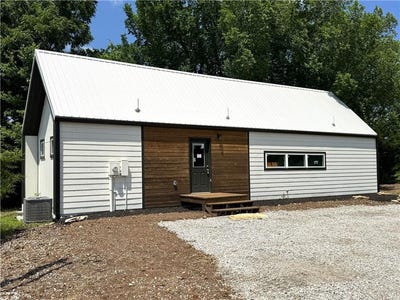 /international/us/258-sycamore-drive-linn-valley-ks-110119366829/