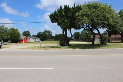 /international/us/2984-2980-main-st-ingleside-tx-110101075866/
