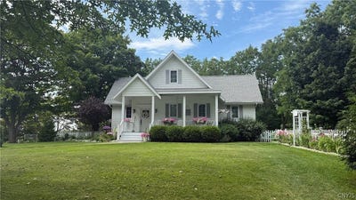 /international/us/1153-old-seneca-skaneateles-ny-110110329176/