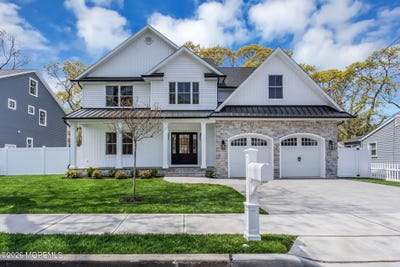/international/us/1409-susan-lane-point-pleasant-nj-110108132666/