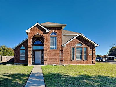 /international/us/110-meadow-court-forney-tx-110107684044/