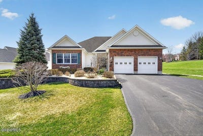 /international/us/1-conway-circle-loudonville-ny-110107697547/