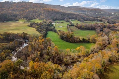 /international/us/2339-cane-creek-cummingsville-road-spencer-tn-110098986336/