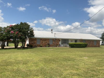 /international/us/14261-wortham-bend-road-china-spring-tx-110108998698/