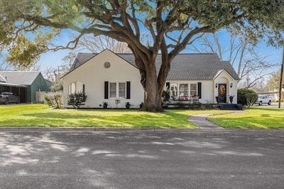 /international/us/415-south-mechanic-street-weimar-tx-110102979963/