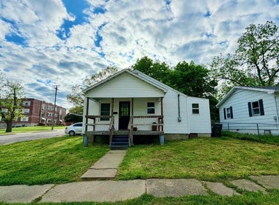 /international/us/219-s-lillian-avenue-bolivar-mo-110108035064/