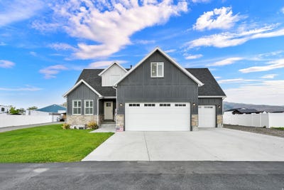 /international/us/13397-n-brookside-dr-garland-ut-110108338365/