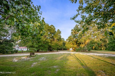 /international/us/pointe-aux-chenes-lot-6-ocean-springs-ms-110120420552/