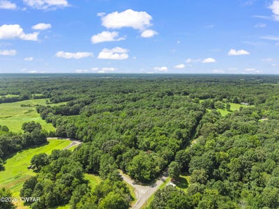 /international/us/84-walnut-grove-road-bradford-tn-110119438781/