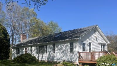 /international/us/260-s-grand-street-suffield-ct-110107697184/