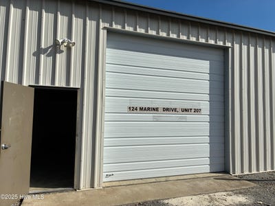 /international/us/124-marine-drive-edenton-nc-110103760904/