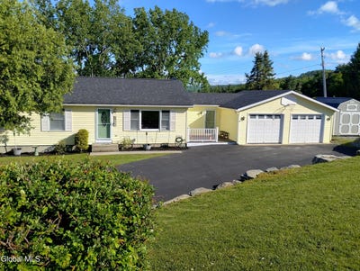 /international/us/594-wilson-hill-road-hoosick-falls-ny-110108298190/