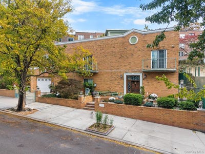/international/us/5351-63rd-street-maspeth-ny-110104431418/