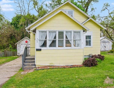 /international/us/303-n-lowe-street-dowagiac-mi-110108331102/
