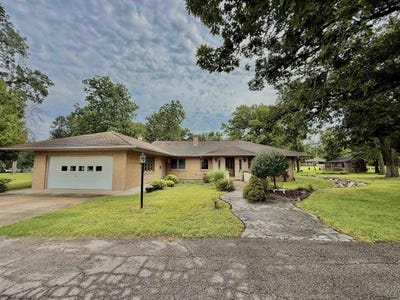 /international/us/1615-1st-st-e-independence-ia-110106496761/