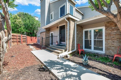 /international/us/2724-meadowstone-court-carrollton-tx-110108200805/