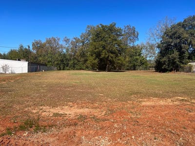 /international/us/baldwin-street-cemetery-street-dawson-ga-110104441832/