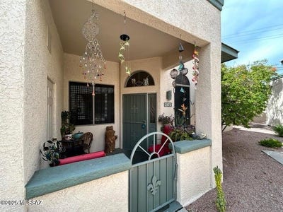 /international/us/2372-w-via-di-silvio-tucson-az-110100678860/