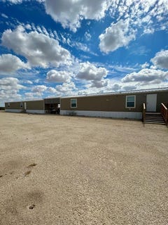 /international/us/722-e-48th-lane-fort-stockton-tx-110104105618/