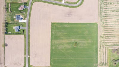/international/us/2989-n-4459th-road-newark-il-110001547441/