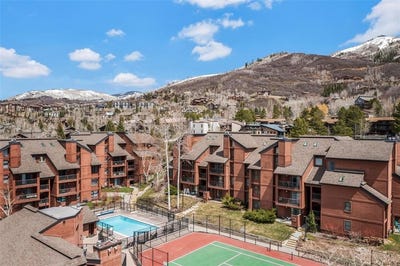 /international/us/2025-walton-creek-road-steamboat-springs-co-110098981151/