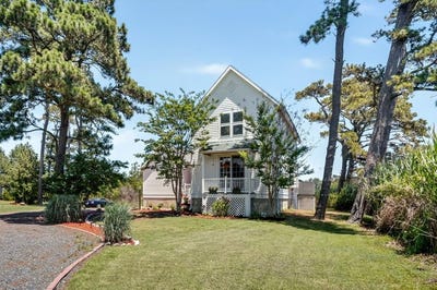 /international/us/5119-blake-point-rd-chincoteague-va-110108200037/