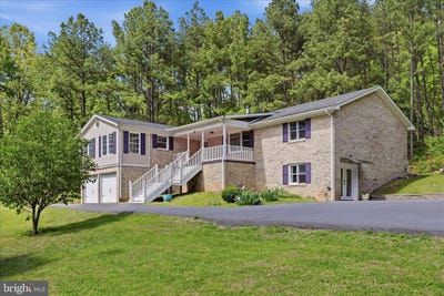 /international/us/3744-browntown-road-front-royal-va-110108689277/