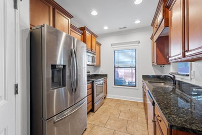 /international/us/85-orchard-lane-rossville-ga-110106368983/