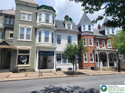 /international/us/87-e-broad-bethlehem-city-pa-110101458781/