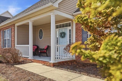 /international/us/161-heather-ln-staunton-va-110106239157/