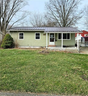 /international/us/1506-nevada-avenue-lorain-oh-110106524036/