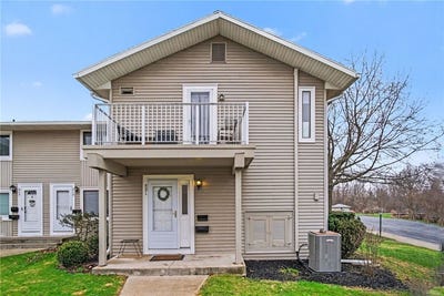 /international/us/521-eastbrooke-lane-rochester-ny-110107058987/