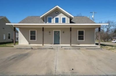 /international/us/703-maple-street-commerce-tx-110108685097/