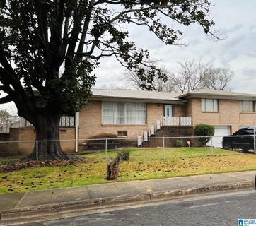 /international/us/2701-12th-avenue-bessemer-al-110101474886/
