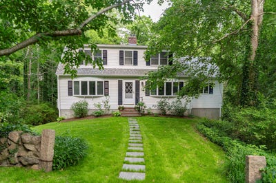 /international/us/506-woods-hole-road-woods-hole-ma-110097162365/