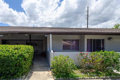 /international/us/1215-16th-circle-se-largo-fl-110106674434/