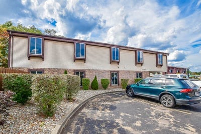 /international/us/3757-cleveland-avenue-nw-canton-oh-110107855557/