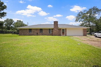 /international/us/84-county-road-1335-mt-pleasant-tx-110108476406/